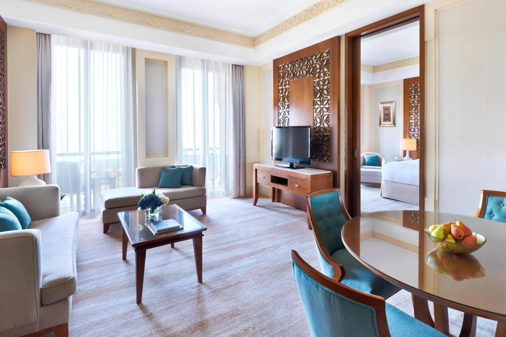 Al Bustan Palace, A Ritz-Carlton Hotel Muskat Eksteriør bilde Suite at the hotel