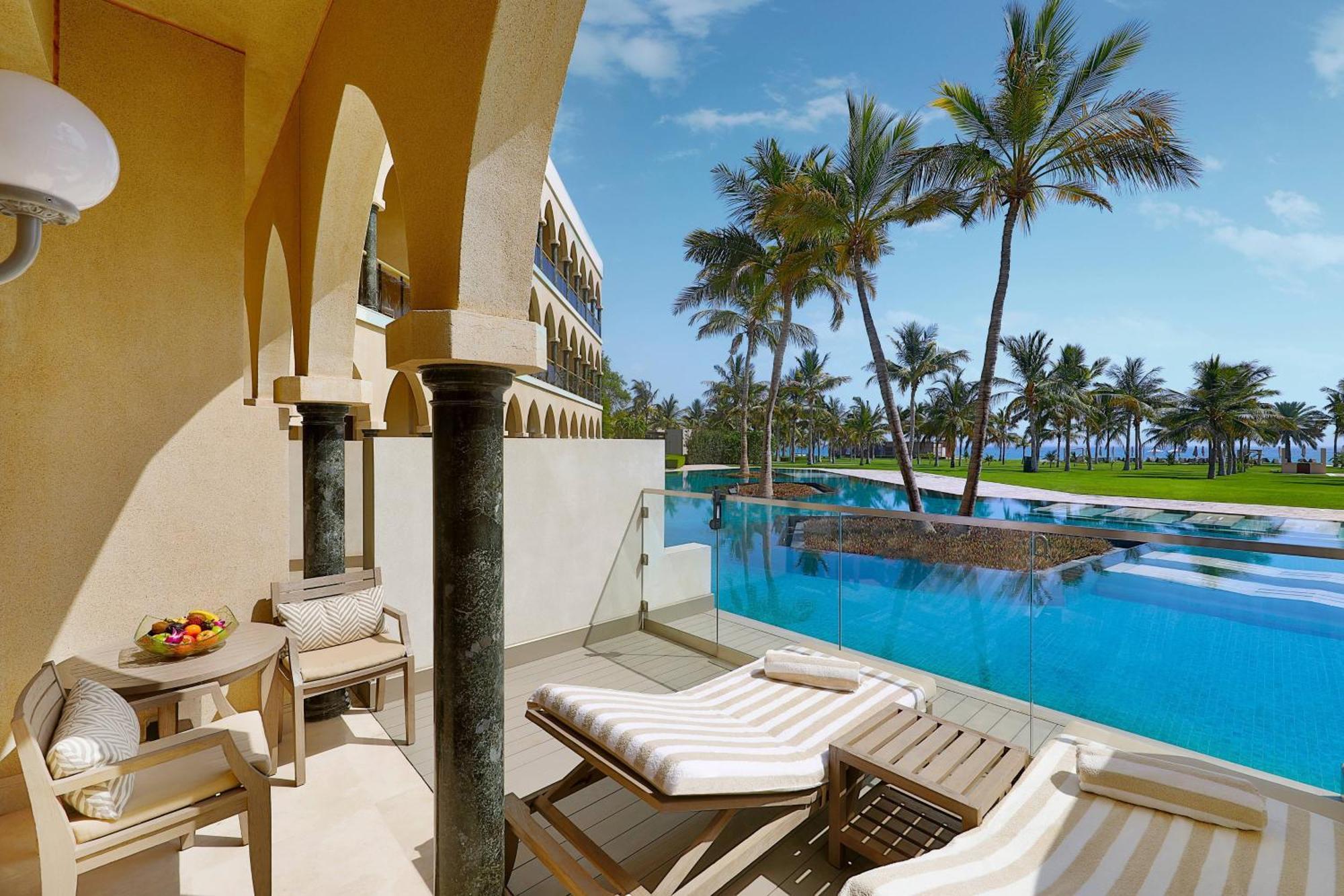 Al Bustan Palace, A Ritz-Carlton Hotel Muskat Eksteriør bilde The Oberoi Dubai