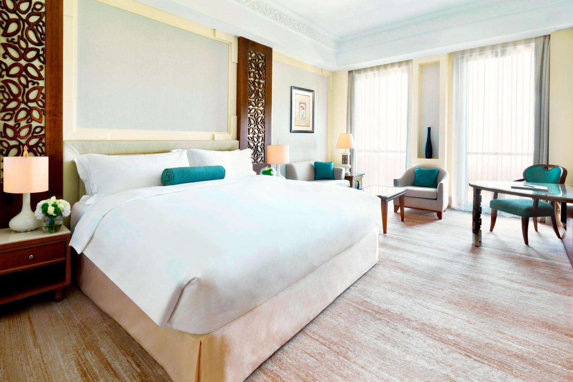 Al Bustan Palace, A Ritz-Carlton Hotel Muskat Eksteriør bilde Deluxe Room