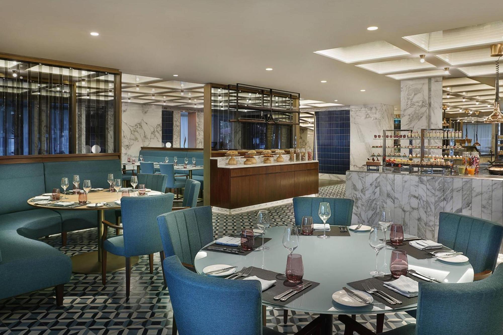 Al Bustan Palace, A Ritz-Carlton Hotel Muskat Eksteriør bilde The restaurant